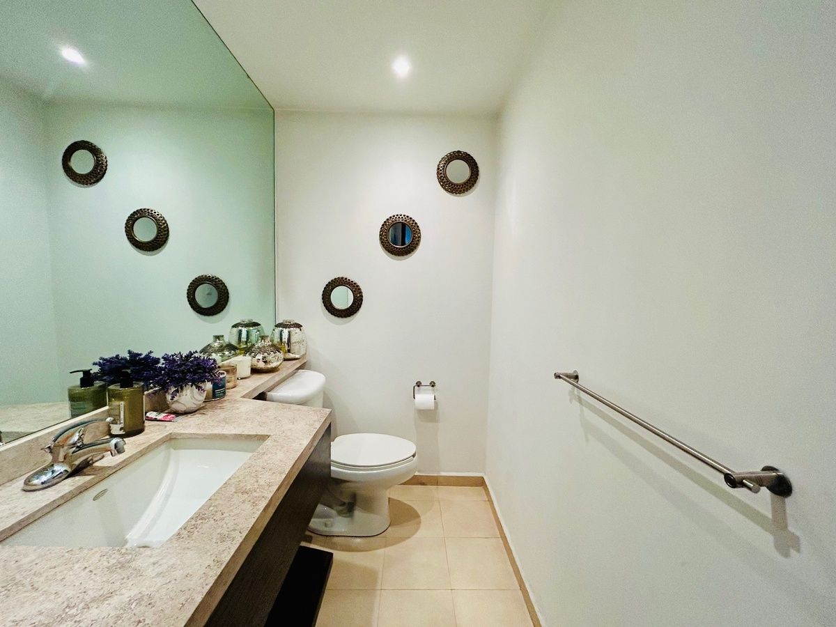 departamento en venta de 2 pisos con terraza en interlomas