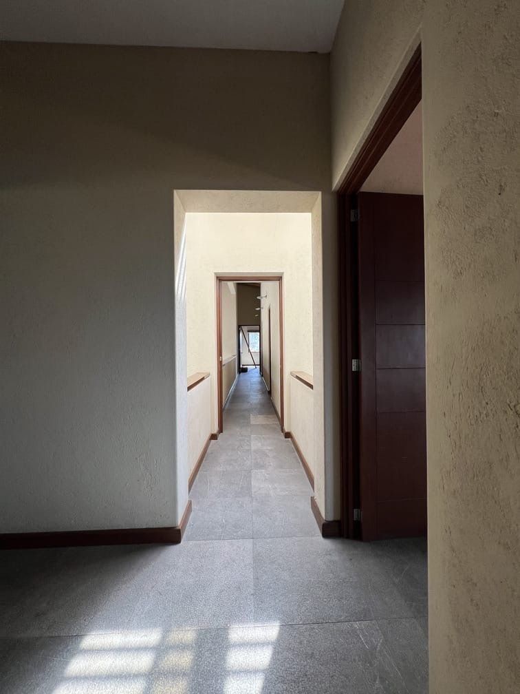 espectacular casa en venta  o renta en el santuario, valle de bravo