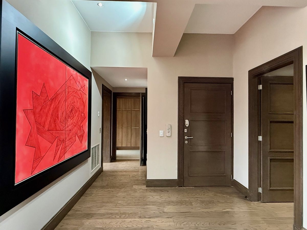 exclusivo departamento piso bajo en venta en cumbres de santa fe