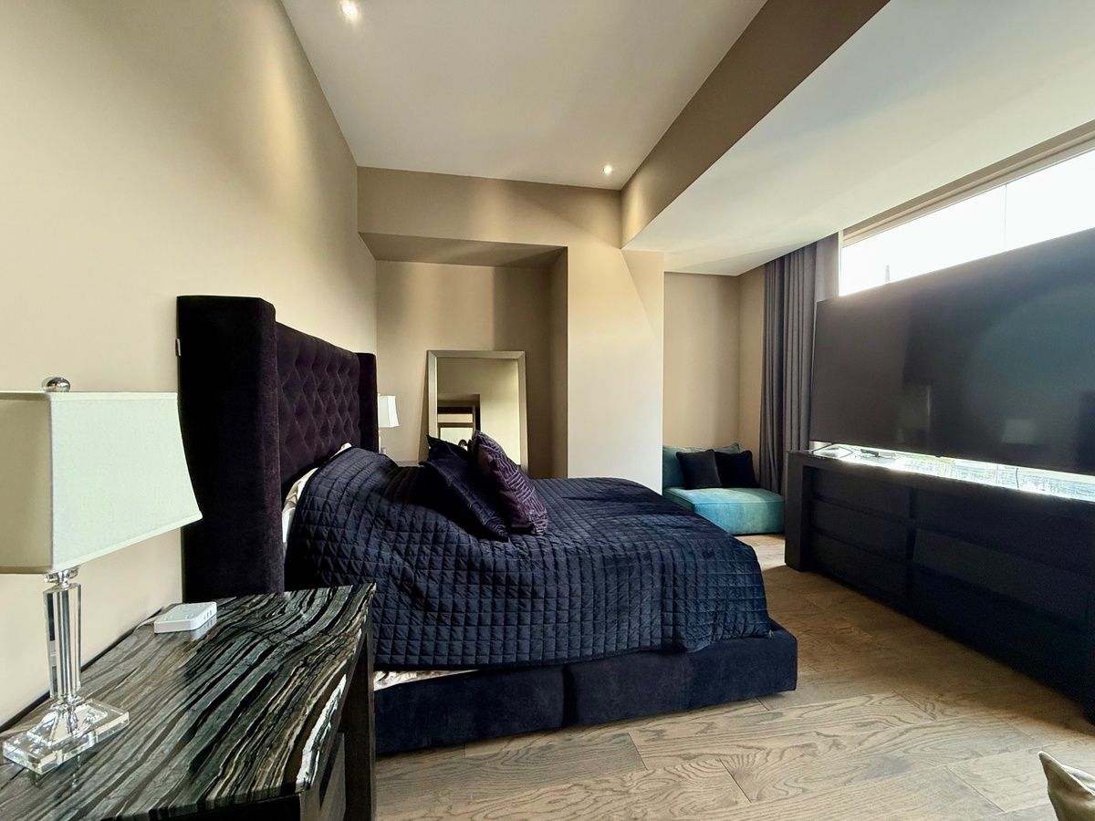 exclusivo departamento piso bajo en venta en cumbres de santa fe