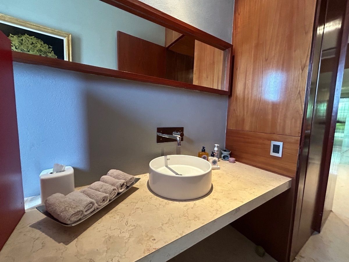 exclusiva casa en condominio en venta  en cumbres de santa fe