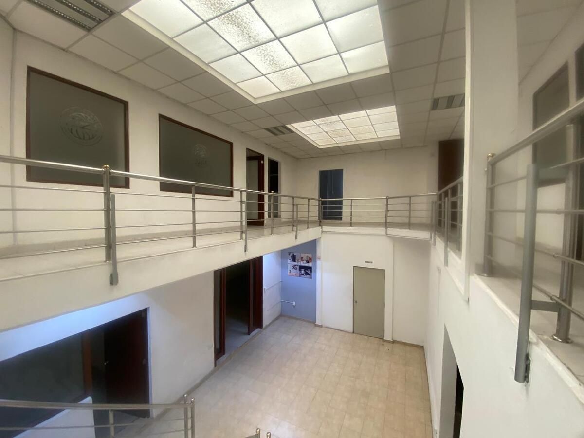 VENTA CASA/OFICINA LAGO BOLSENA