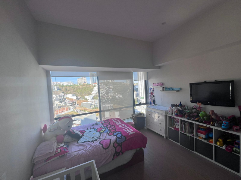 Departamento En Renta En Bosque Real