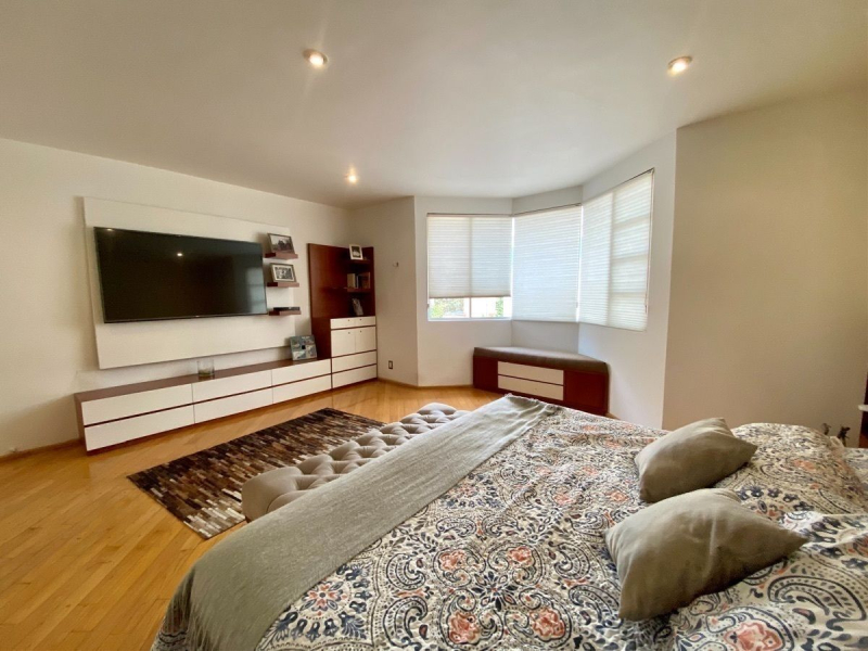 Casa En Venta En Valle De Las Palmas