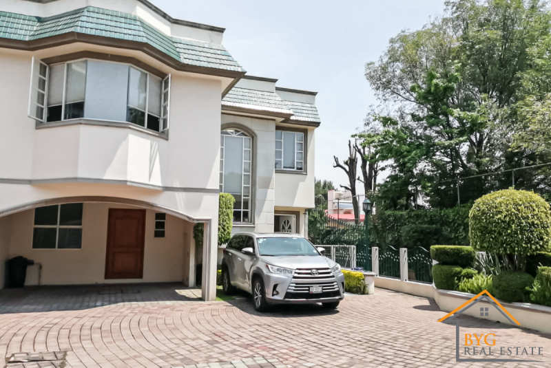 Casa en Venta en Valle de las Palmas