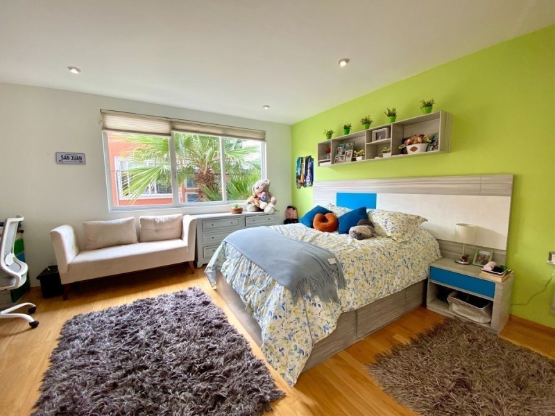 Casa En Venta En Valle De Las Palmas