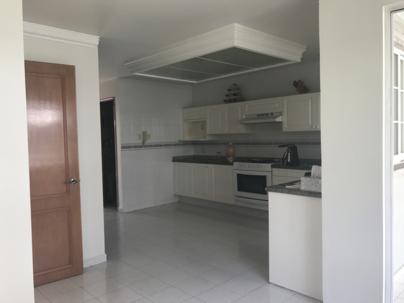 CASA EN RENTA EN INTERLOMAS