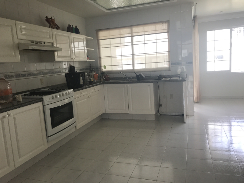 CASA EN RENTA EN INTERLOMAS