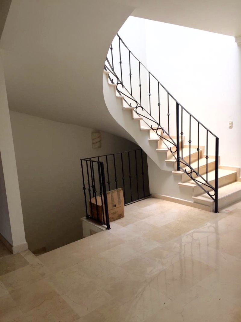 CASA EN RENTA EN INTERLOMAS
