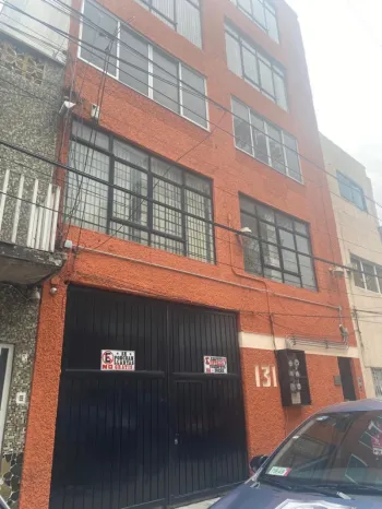 Edificio con Bodega en Venta en Azcapotzalco.