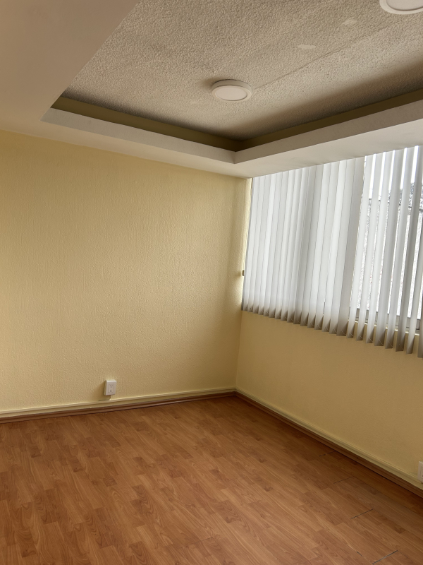 Edificio Con Bodega En Venta En Azcapotzalco.