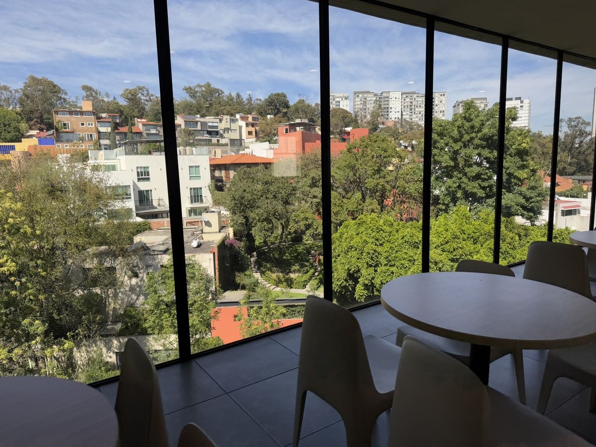 Buena oficina nueva en renta en Santa Fe