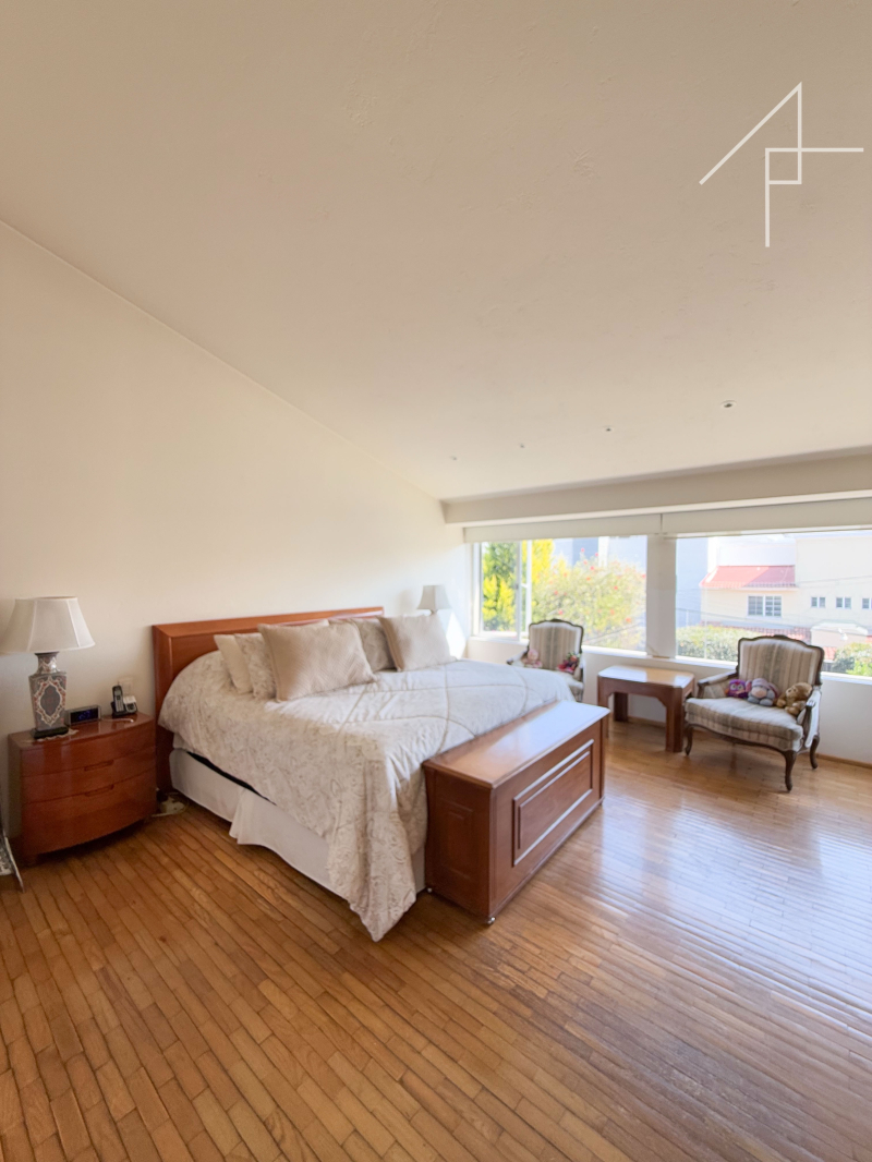Casa En Venta En Lomas De Tecamachalco