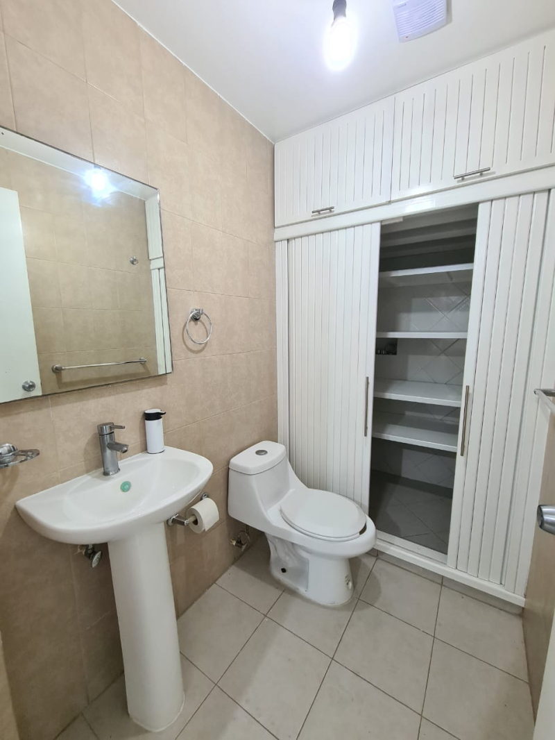 se vende departamento en petrolera azcapotzalco cdmx. 