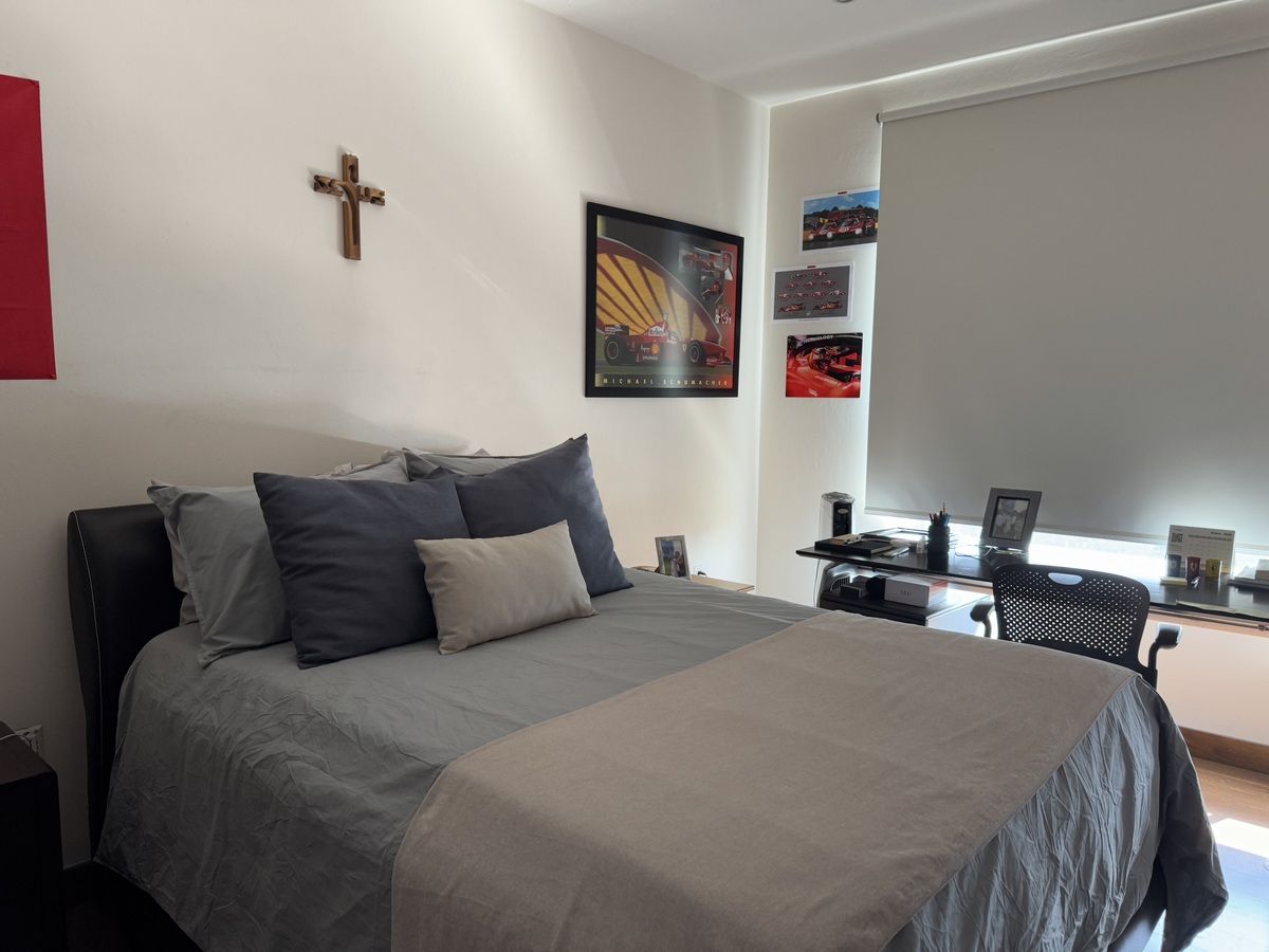 Muy buen departamento en venta, puede venderse como inversión con inquilinos.