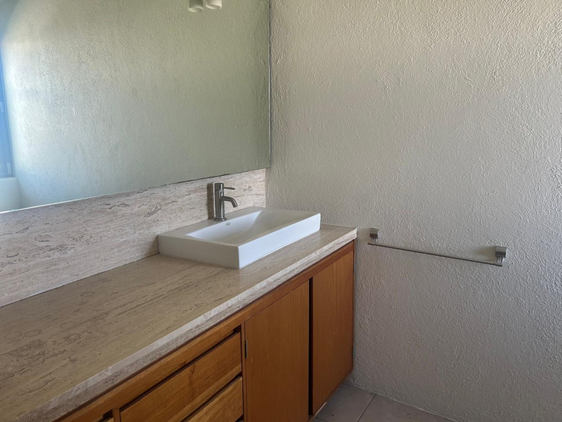 Se Renta Casa En Solares