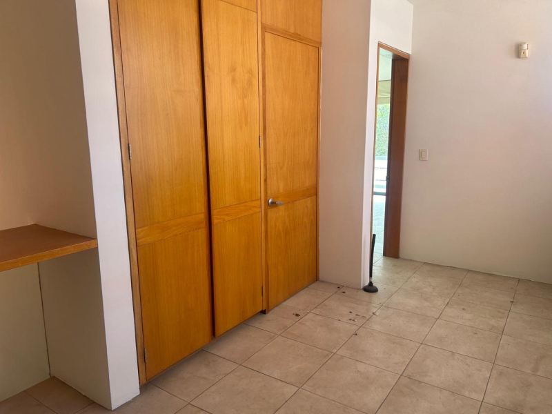 Se Renta Casa En Solares