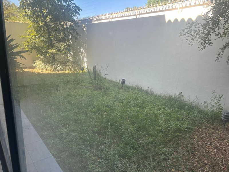 Se Renta Casa En Solares