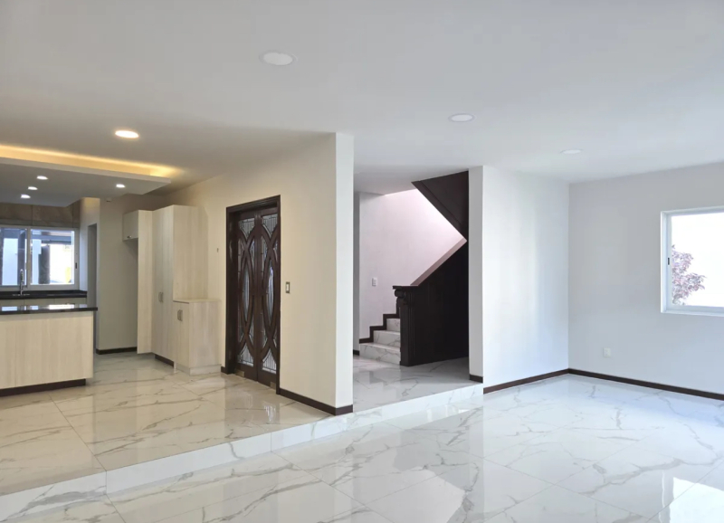 Se Vende Casa Frente Al Parque Metropolitano