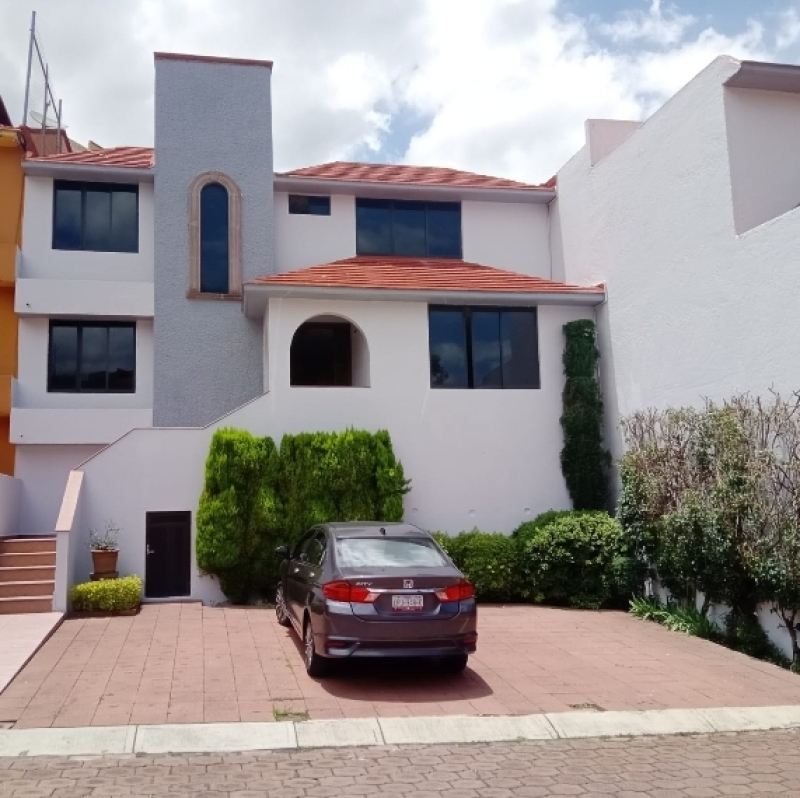 Casa En Condominio En Venta En Paseos Del Bosque Naucalpan