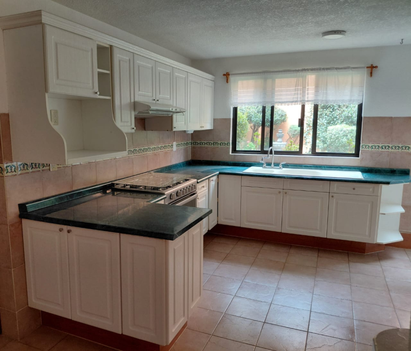 Casa en Condominio en Venta en Paseos del Bosque Naucalpan