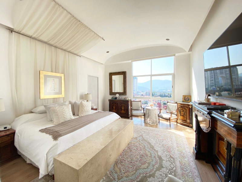 Pent House En Venta En Hacienda De Las Palmas