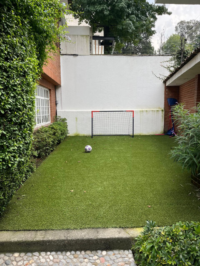 Casa En Venta En Lomas De Vista Hermosa En Cerrada