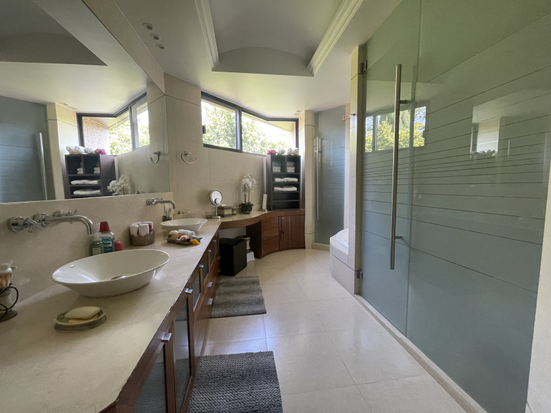 VENTA CASA INTERLOMAS EN PRIVADA PLACET  AV. CLUB DE GOLF LOMAS 