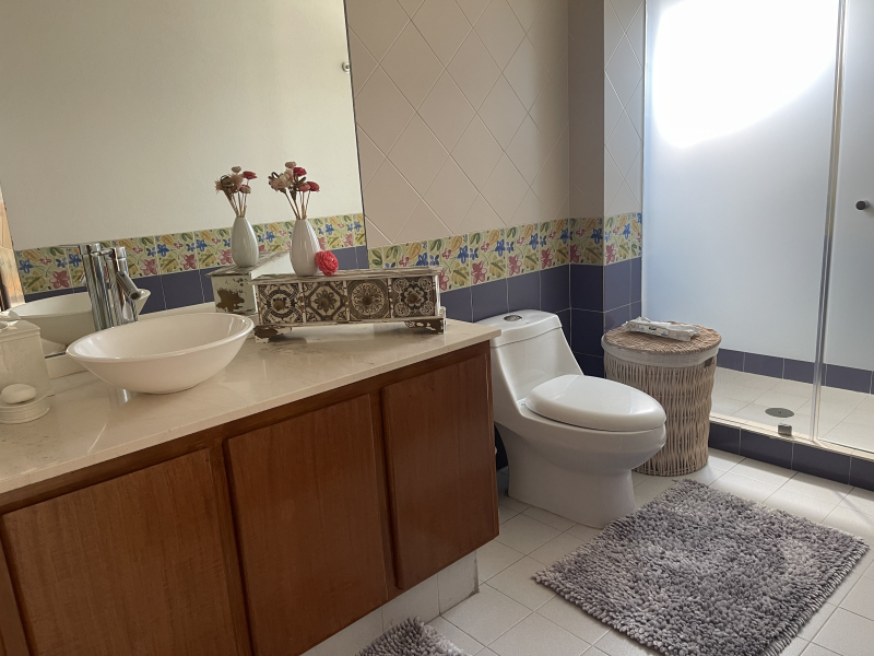 VENTA CASA INTERLOMAS EN PRIVADA PLACET  AV. CLUB DE GOLF LOMAS 