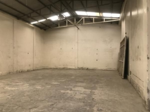 BODEGA EN VENTA, MUY BIEN UBICADA, SAN ANDRÃ‰S ATOTO