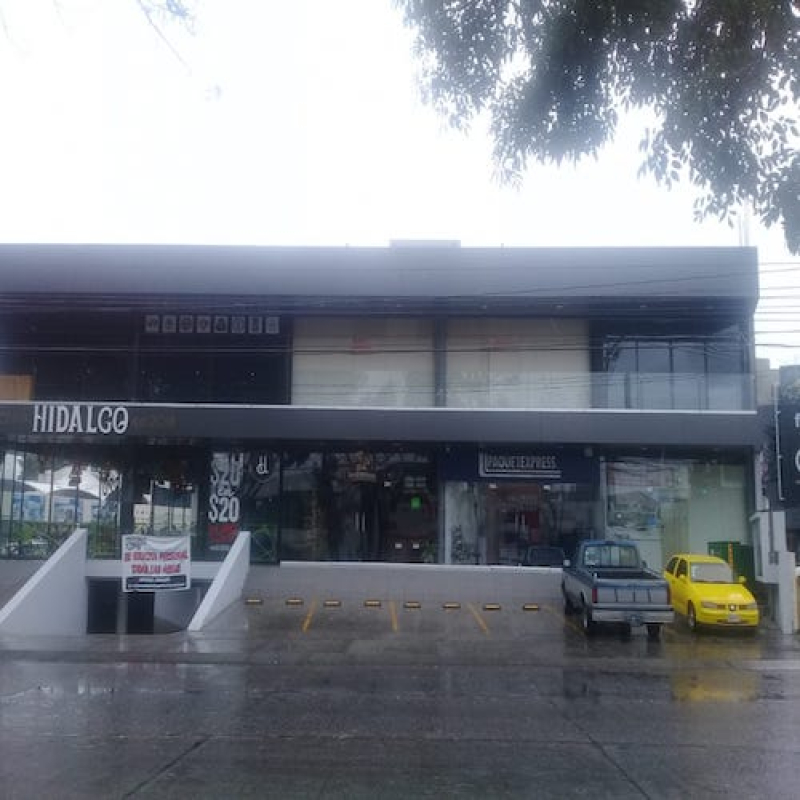 Local Comercial En Renta En El Colli Urbano