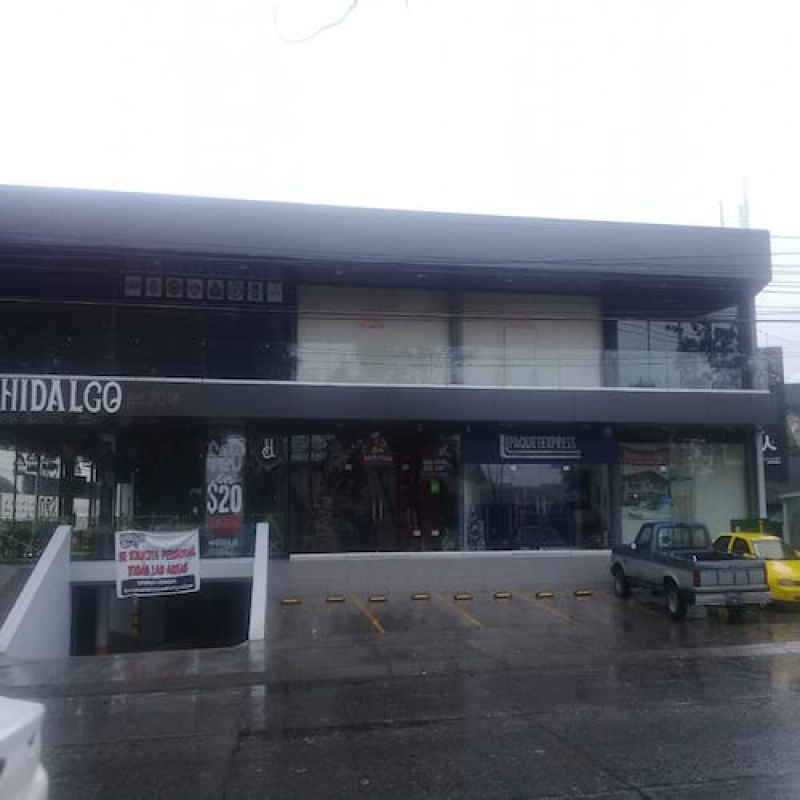 Local Comercial En Renta En El Colli Urbano