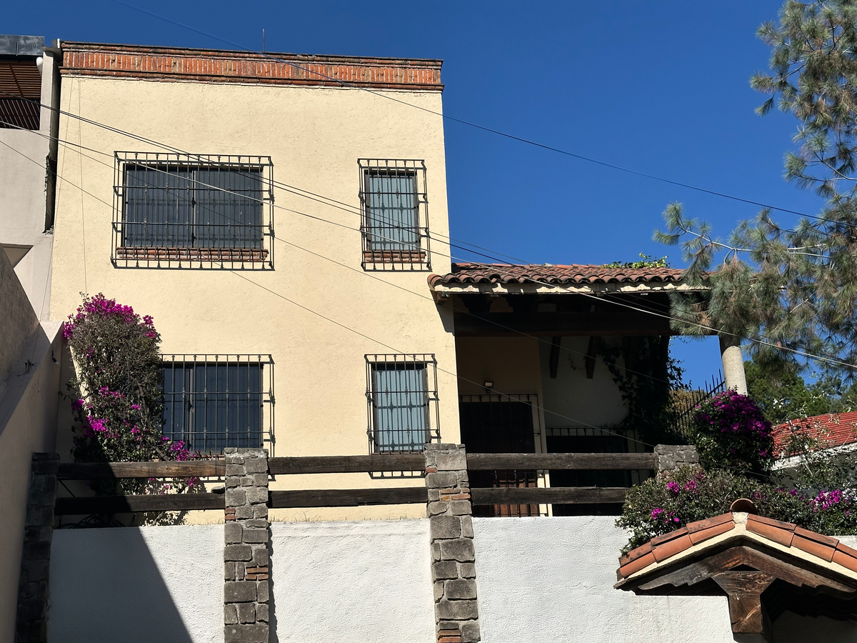 CASA  EN CERRADA EN VENTA EN PIPER SANTA FE