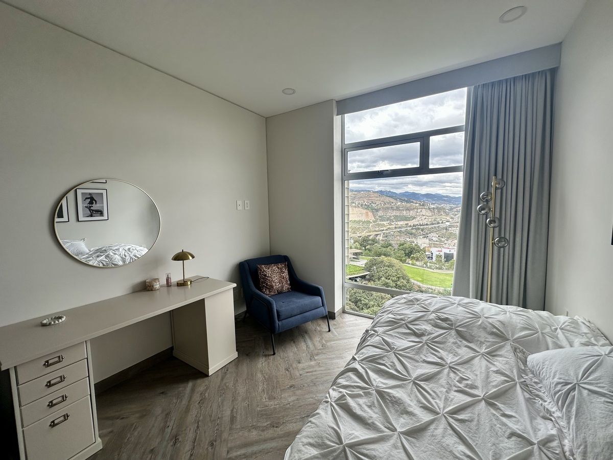 en venta espectacular departamento en lo alto bosque real