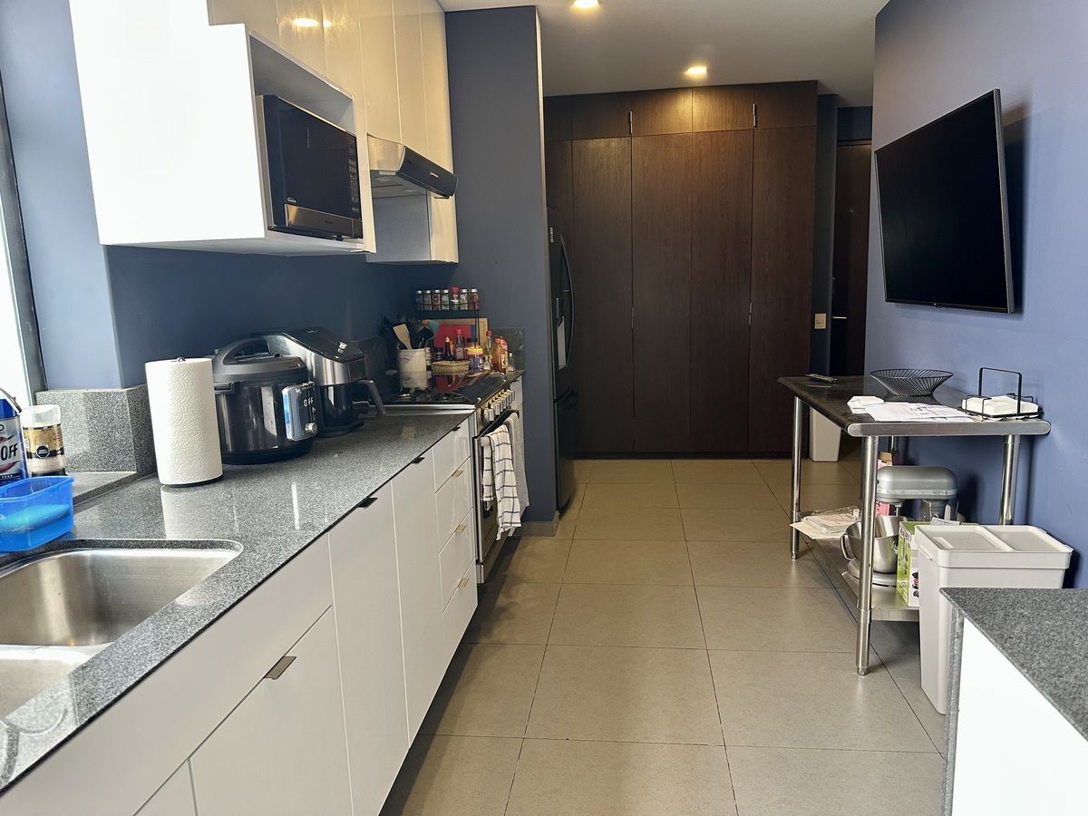 en venta espectacular departamento en lo alto bosque real