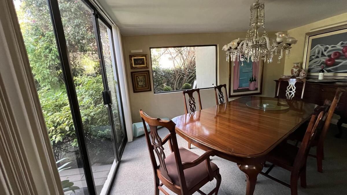 EN VENTA CASA  CON DETALLES EXCLUSIVOS , JARDÍN Y TERRAZA EN BOSQUES
