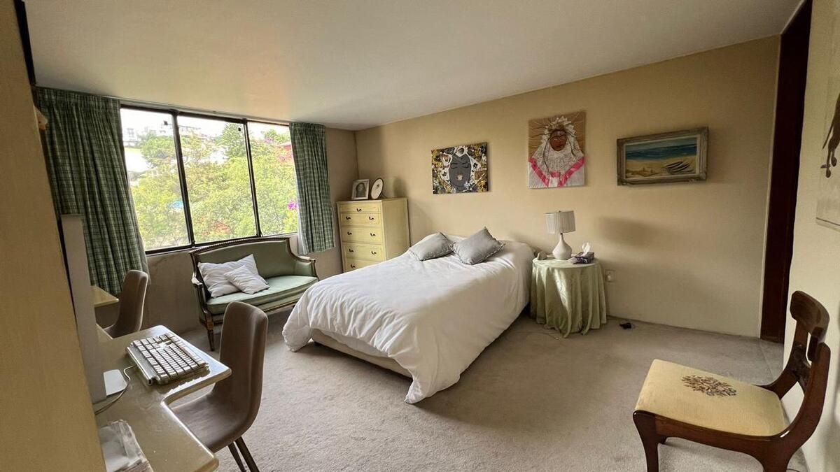 EN VENTA CASA  CON DETALLES EXCLUSIVOS , JARDÍN Y TERRAZA EN BOSQUES