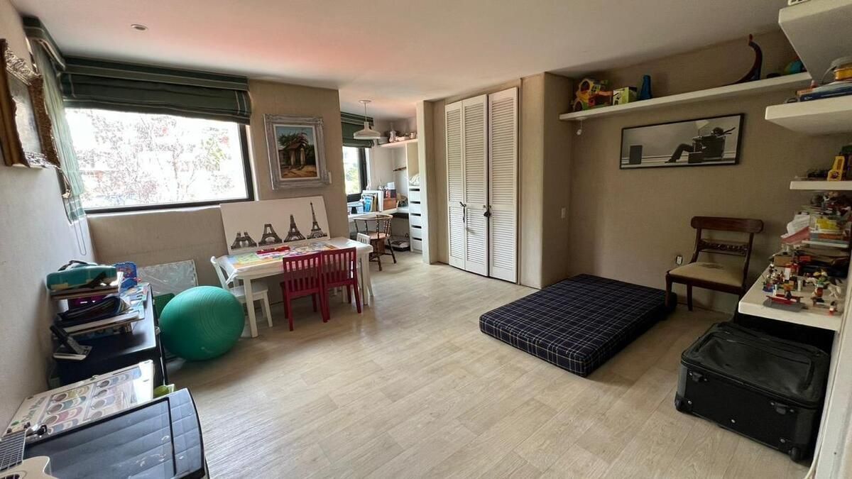 EN VENTA CASA  CON DETALLES EXCLUSIVOS , JARDÍN Y TERRAZA EN BOSQUES