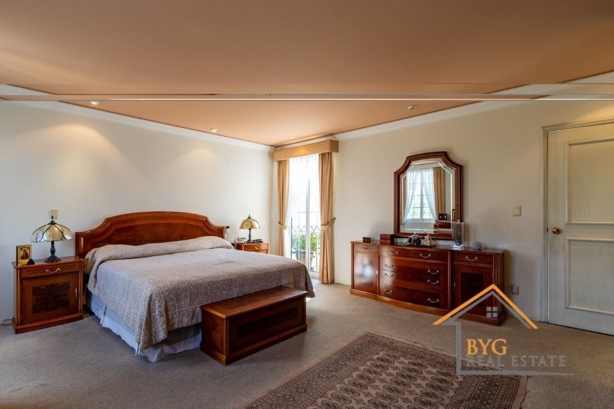 EN VENTA HERMOSA CASA EN TECAMACHALCO