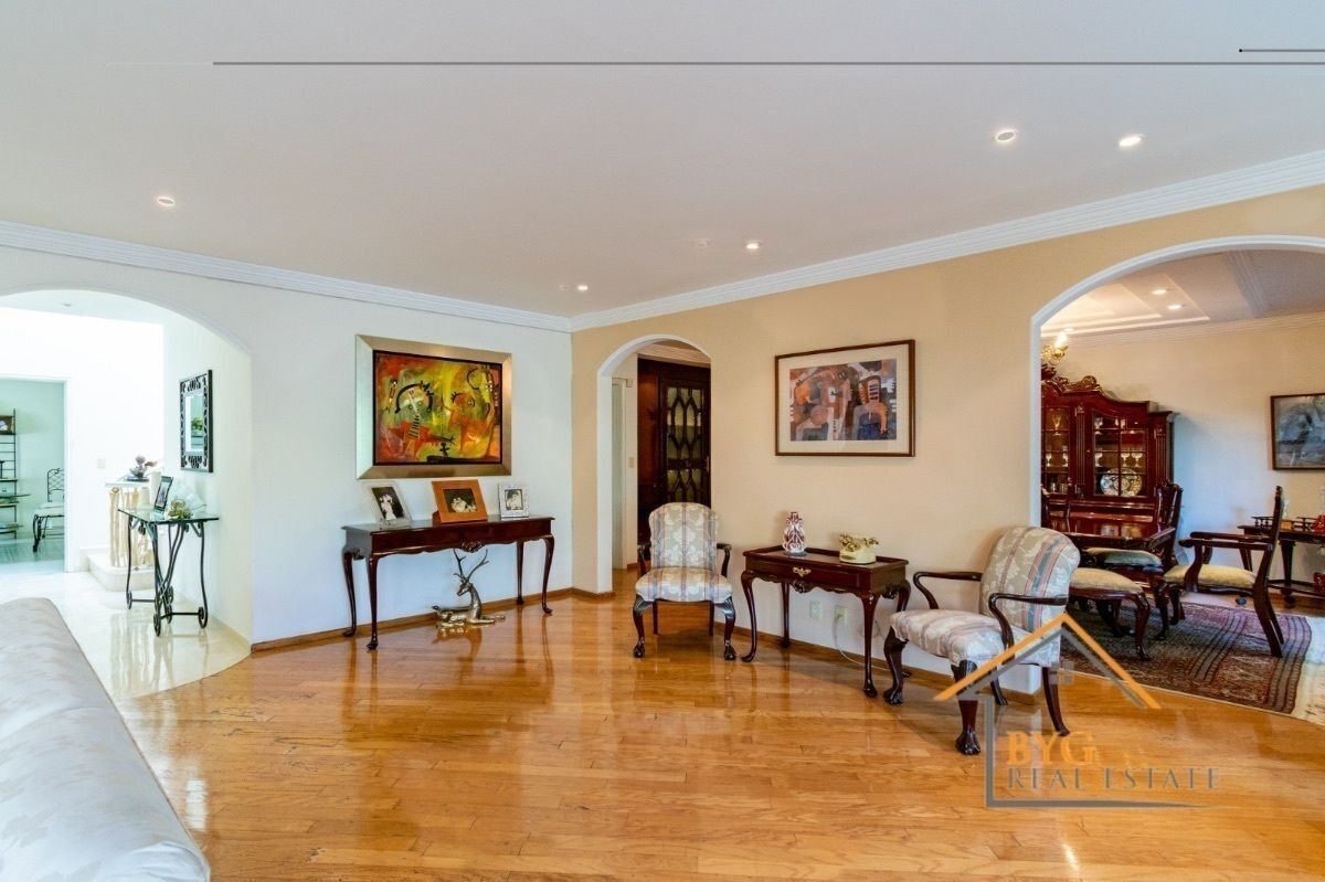 EN VENTA HERMOSA CASA EN TECAMACHALCO