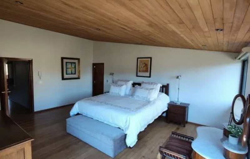 VENTA CASA - BOSQUE DEL LAGO - HERRADURA