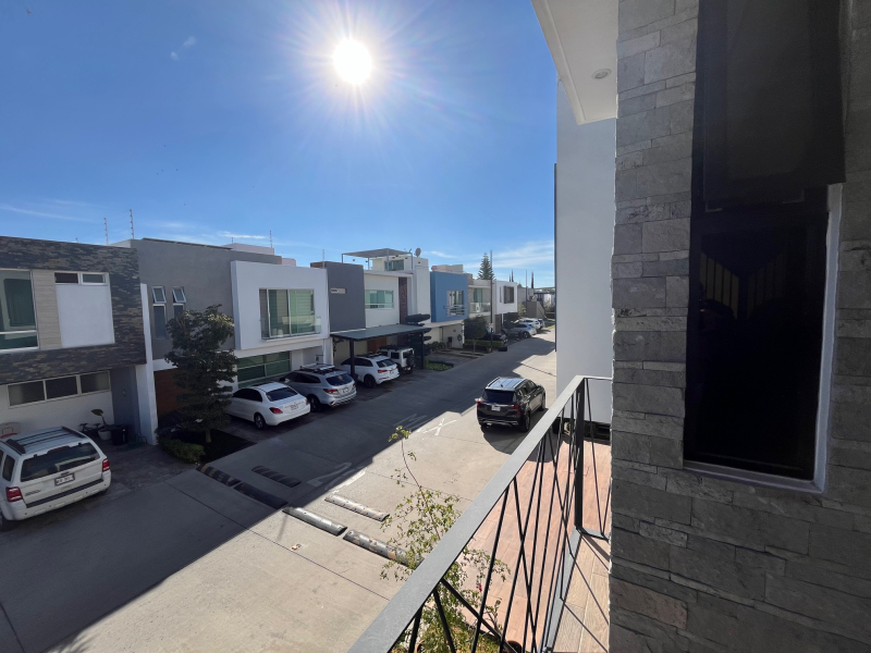 Casa En Condominio En Venta En Solares En Zapopan