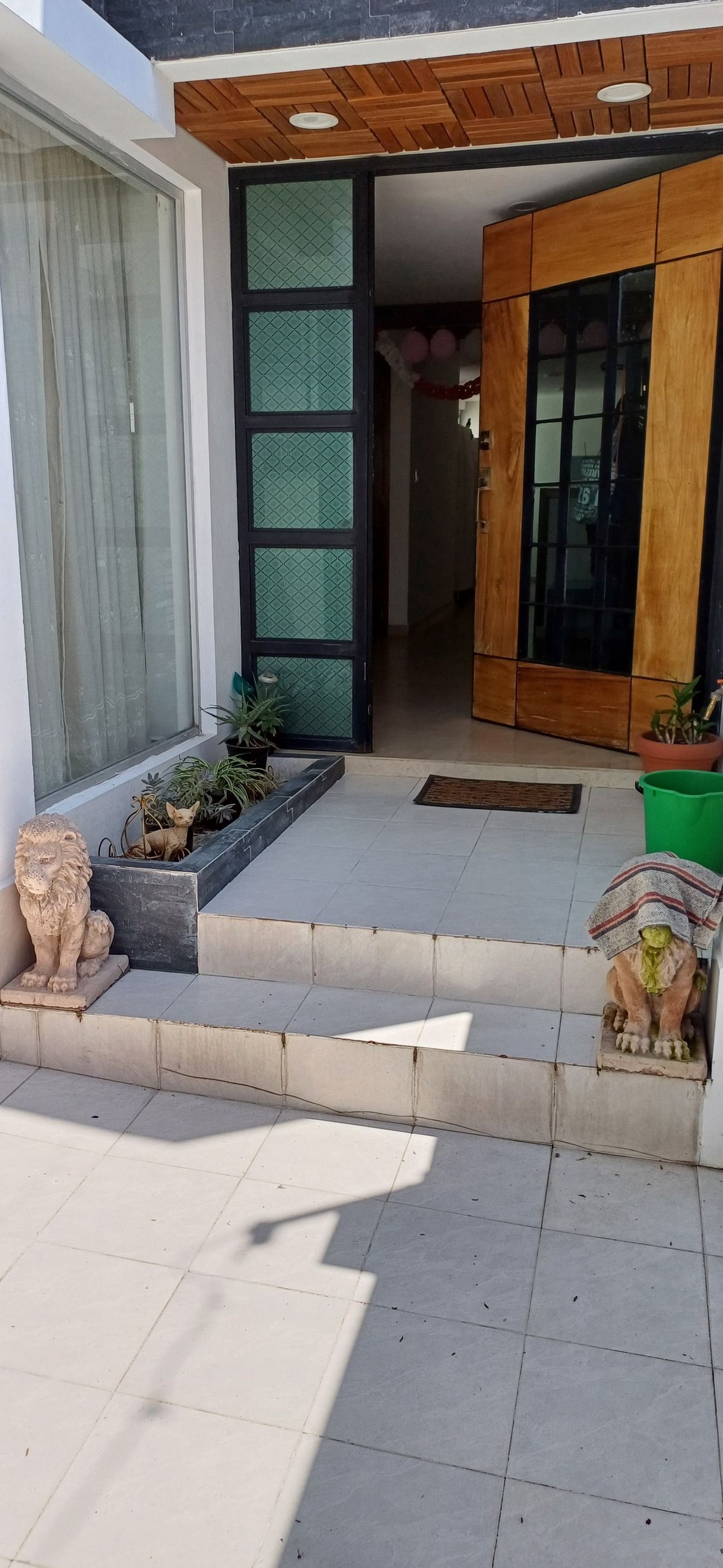 vendo casa en satelite recien remodelada