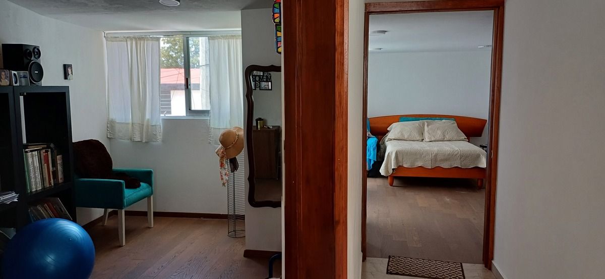 vendo casa en satelite recien remodelada