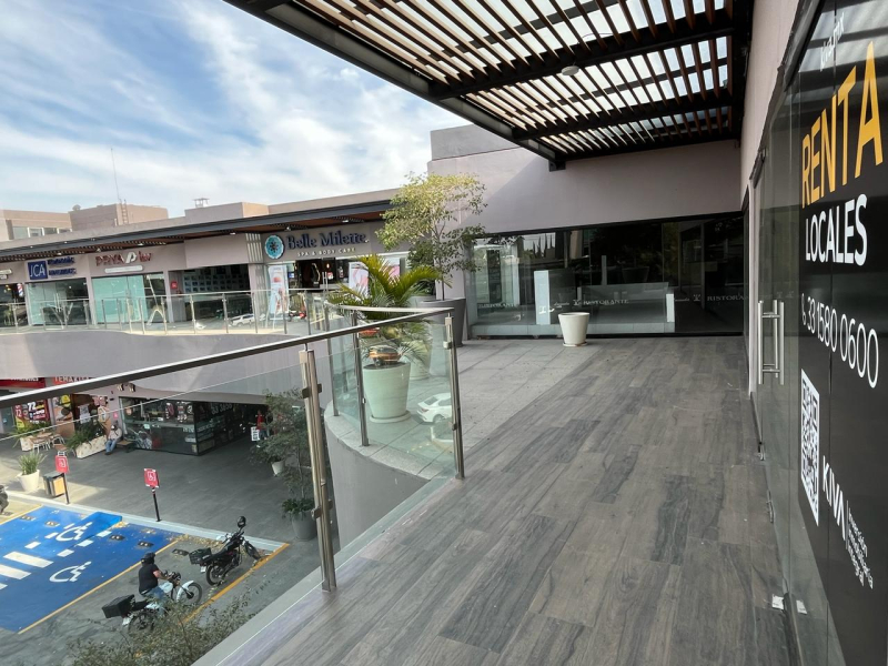 Local Comercial En Renta En Fraccionamiento Valle Real