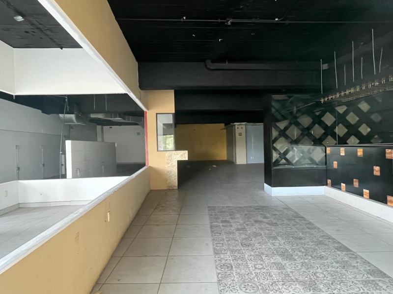 Local Comercial En Renta En Fraccionamiento Valle Real