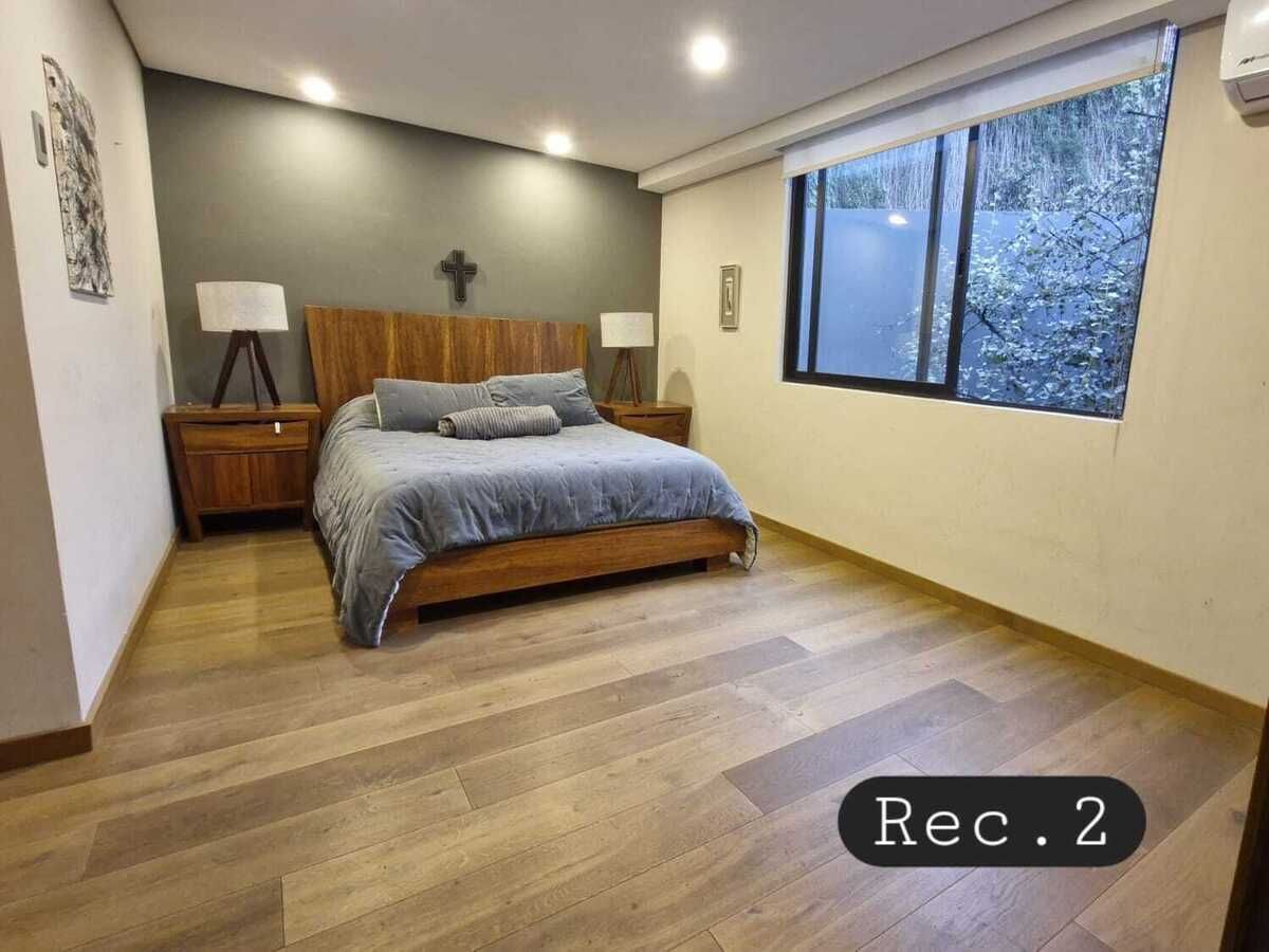 Excelente casa con muy buena ubicación