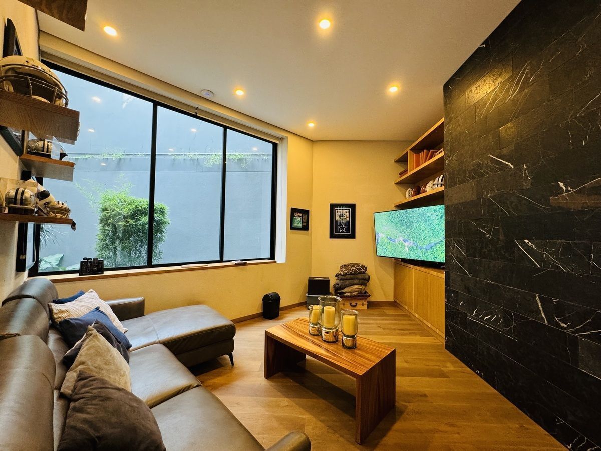 Excelente casa con muy buena ubicación