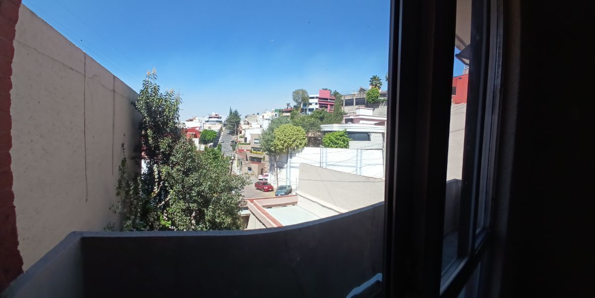 Casa En Venta  Lomas De Chamizal, Descubre Tu Próximo Hogar En Fte. Pegasso 