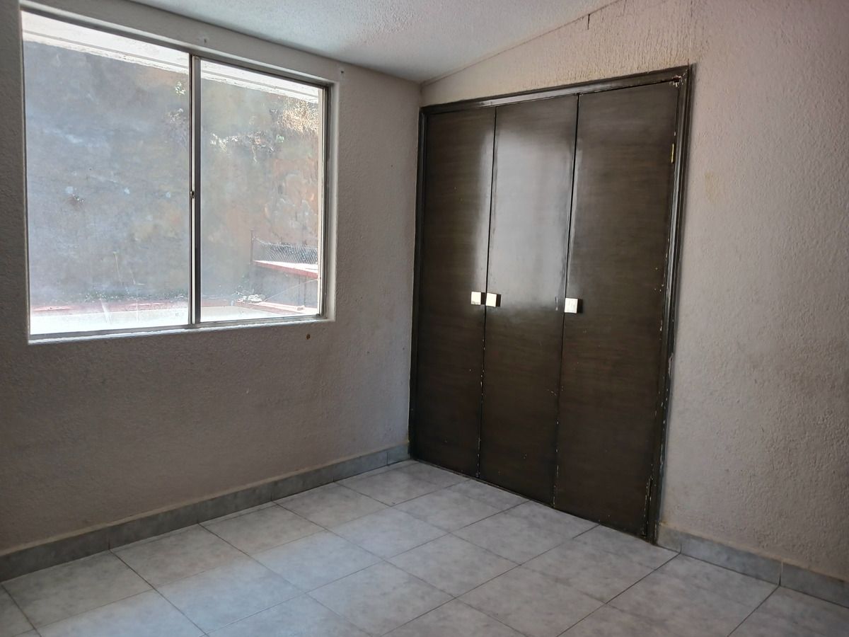 Casa En Venta  Lomas De Chamizal, Descubre Tu Próximo Hogar En Fte. Pegasso 